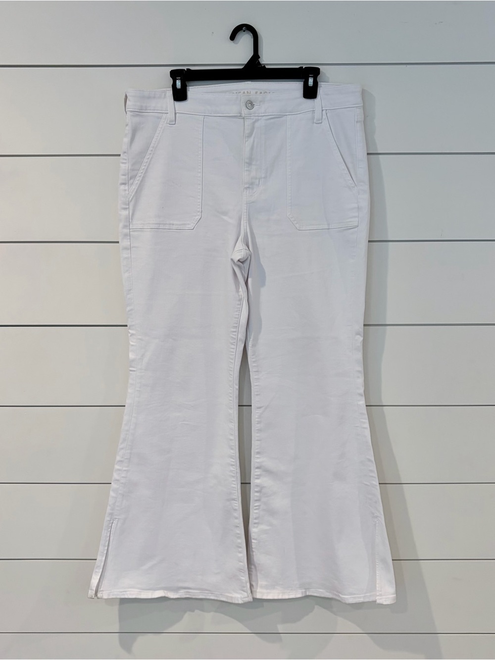 American Eagle Festival Flare Y2K Boho Coastal Cowgirl White Jeans 18 Summer 70s